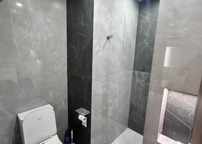 Near Finikoudes 1 Appartamento *