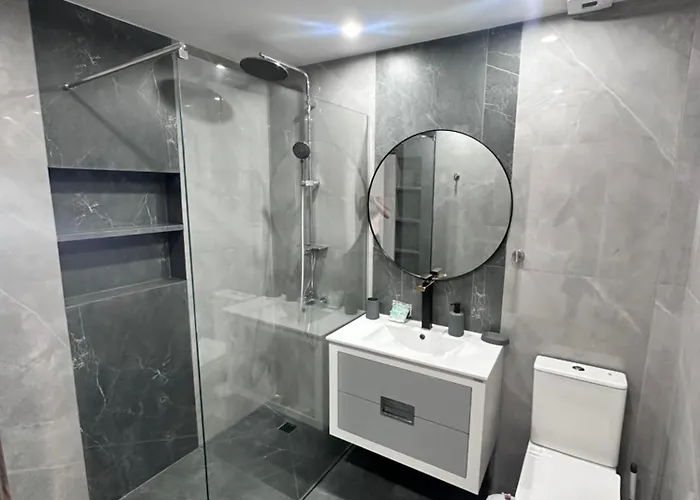 Appartamento Near Finikoudes 1 *